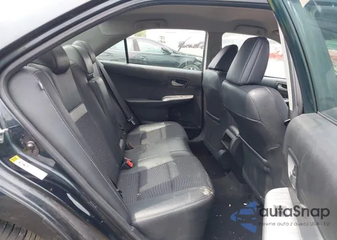 2013 Toyota Camry Se z USA, uszkodzony, nr VIN 4T1BF1FK3DU701079